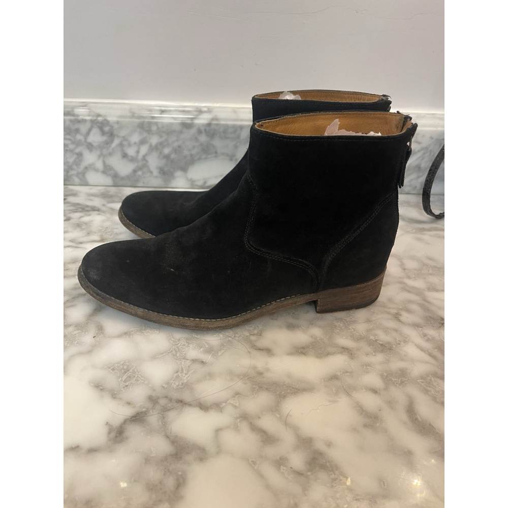 Chic Black Suede Ankle Boots